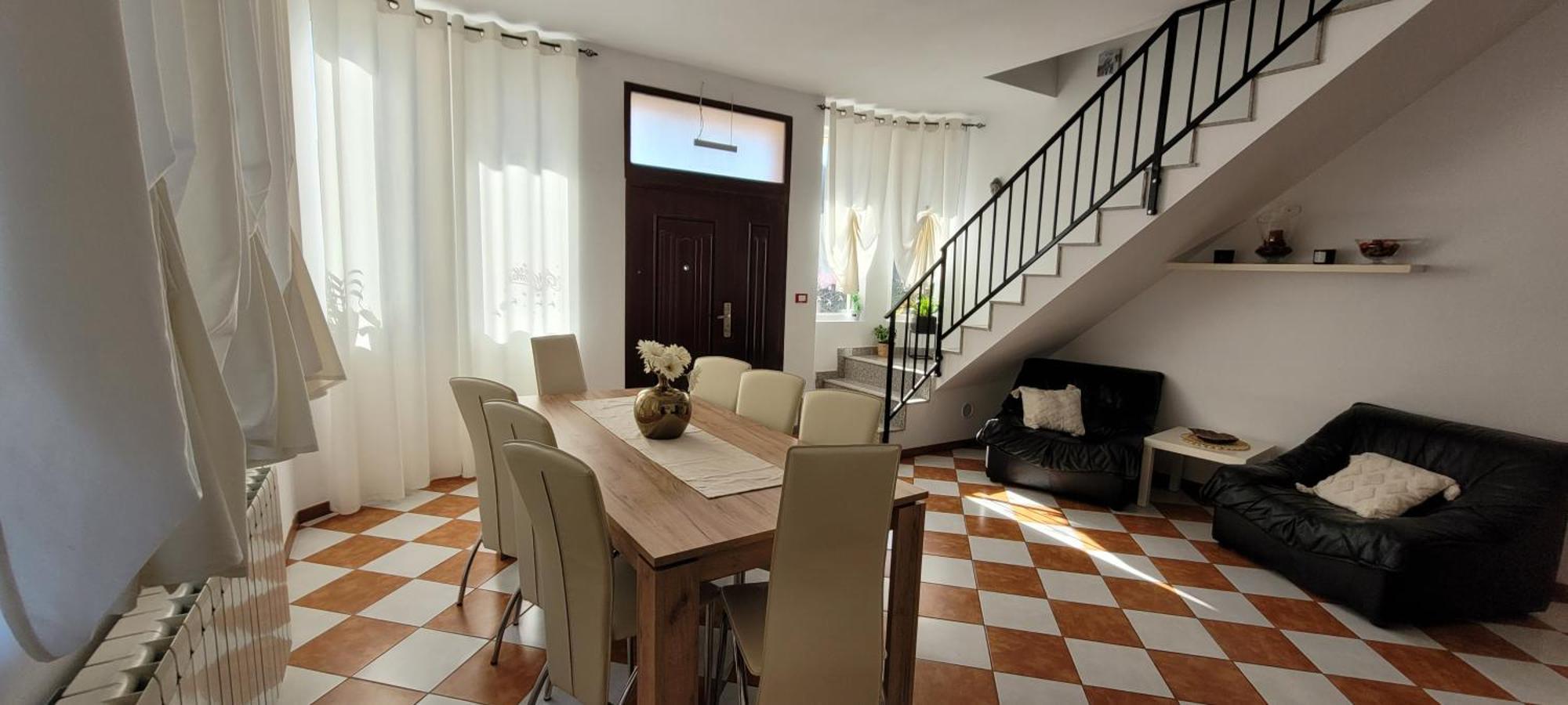 Casa Patryk Hotel Orsova Ngoại thất bức ảnh